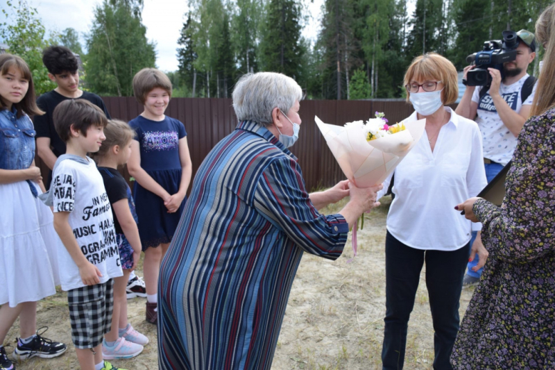 v jugorske nagradili uchastnikov vserossijskoj premii osobennoe schaste 6cb6691